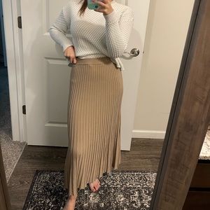 🤎 ROOLEE Midi Pleated Knit Sweater Skirt